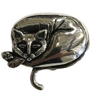 Wholesale 2997 - Artful Design Magnetic Brooches 019 Sleepy Kitty
 - 1.25