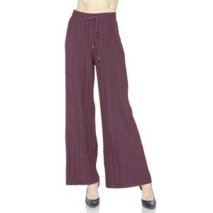 902T - Pleated Twill Pants  Plum<br>
Stretch Twill Pleated Wide Leg Pants - One Size Fits S-L