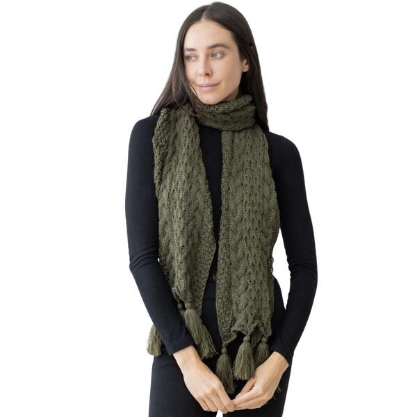 4024 - Knitted Scarf 4024 - Olive
Knitted Scarf - 