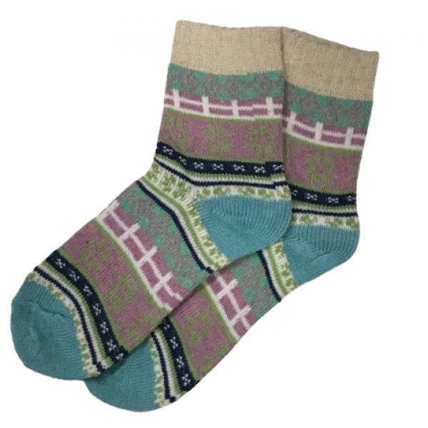 wholesale 3748 - Crew Socks Attitash - 01 - Woman's 6-10