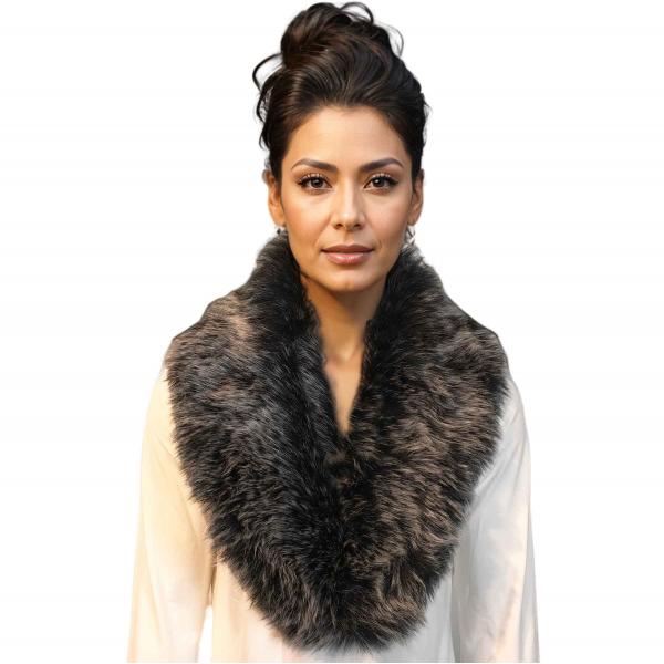 LC3800 - Faux  Fur Collars Faux Fox - Black with Silver<br>
Fur Collar - 