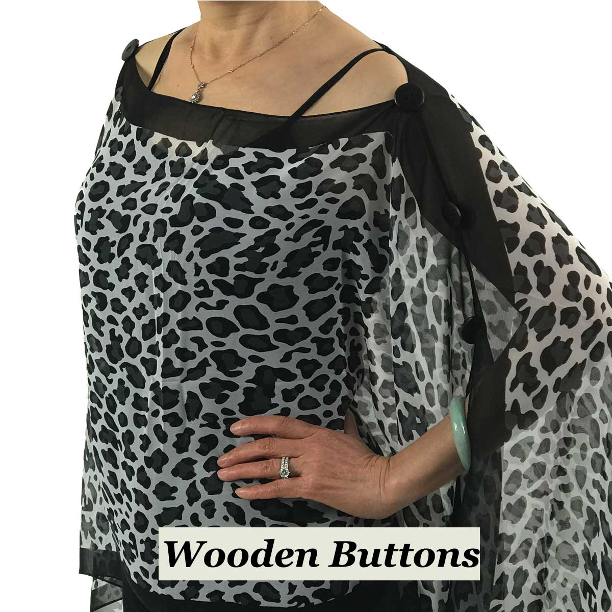 104BW - Wooden Buttons<br>Black-White Cheetah