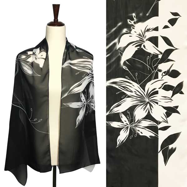 A029 Black/White Floral Black and White