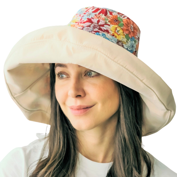 1056 - Coral Floral/Natural<br> 
Reversible Bucket Hat
