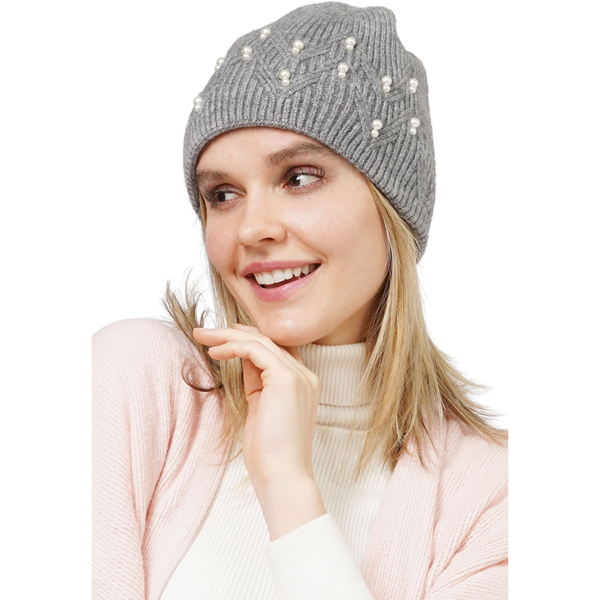 10666 - Light Grey<br>
Pearl Deco Knitted Beanie

