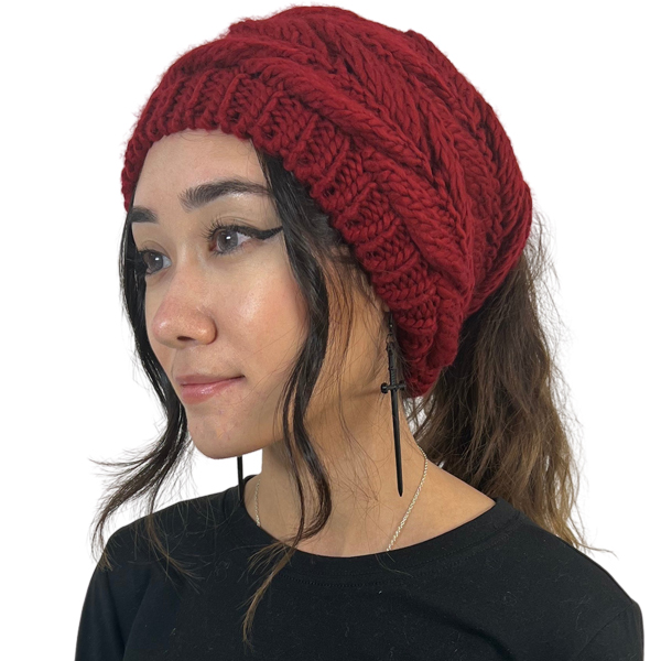 Burgundy<br>
Messy Bun Knitted Hat