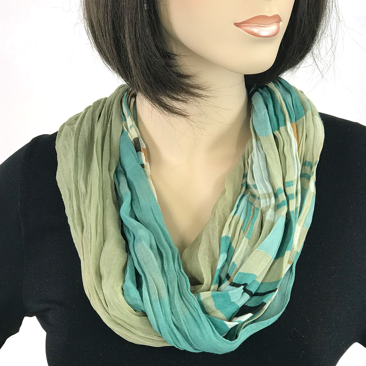 3263 - Bohemian Three Layer Magnetic Clasp Scarves