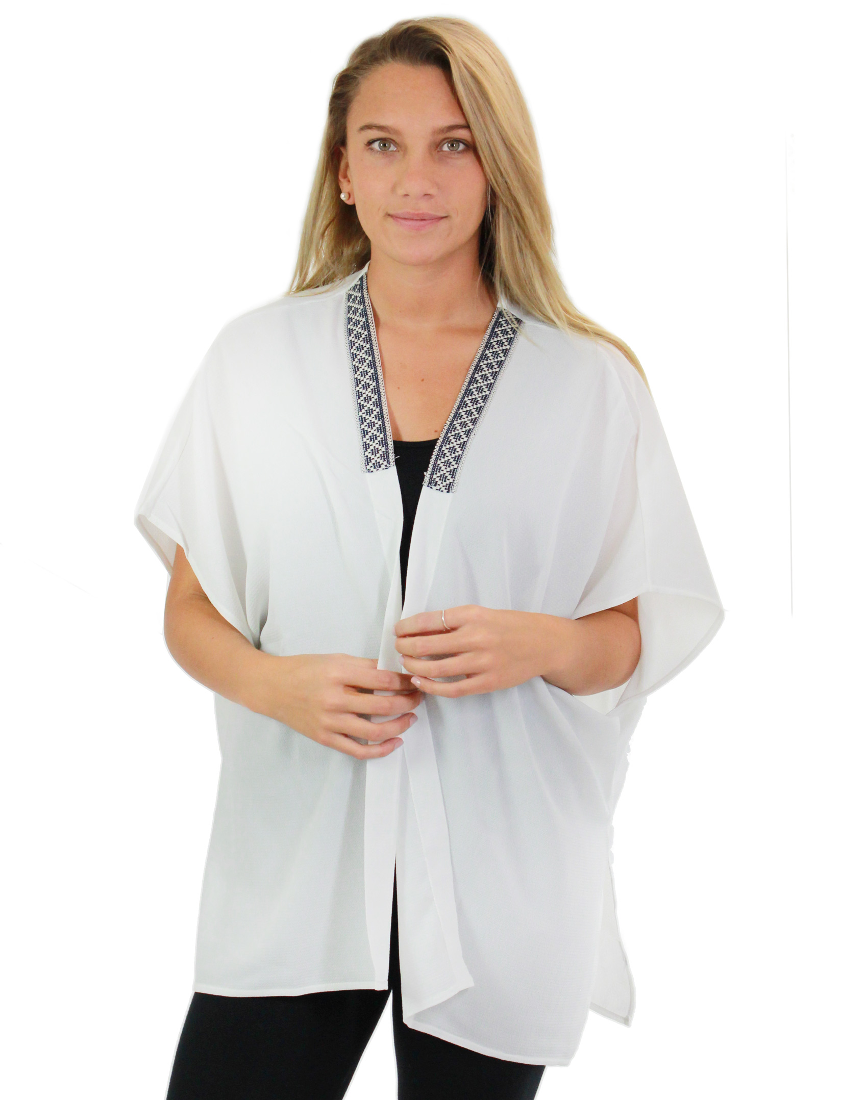 1213 - White<br>
Collar Accent Crepe Kimono