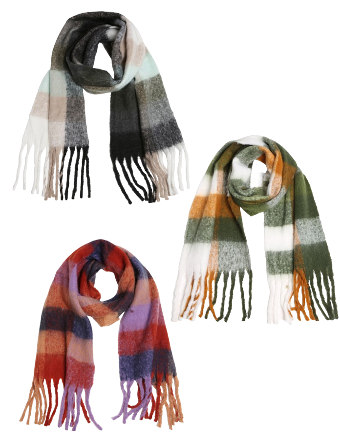 2411 - Checkered Pattern Long Fringe Scarf